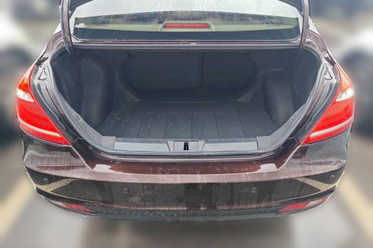 Used Geely Auto Emgrand 2014 Sedan 1.5L CVT Elite Model
