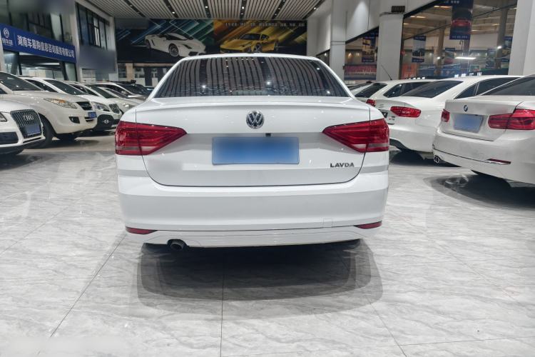 Used Volkswagen Lavida 2018 Classic 1.5L Automatic Fashion Edition China VI Standard
