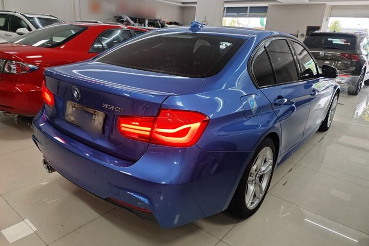 Used BMW 3 Series 2019 320i M Sport Package Rear Right 45 Deg