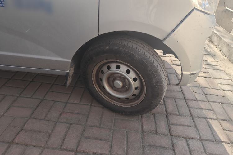 Used Wuling Rongguang S 2021 1.2L Base Model Window-Sealed 2-Seat LSI Car