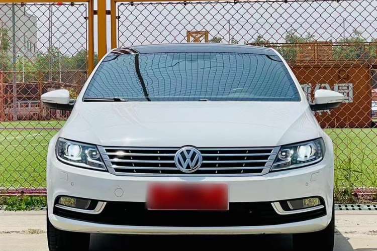 Used Volkswagen FAW-Volkswagen CC 2016 2.0 TSI Luxury Model
