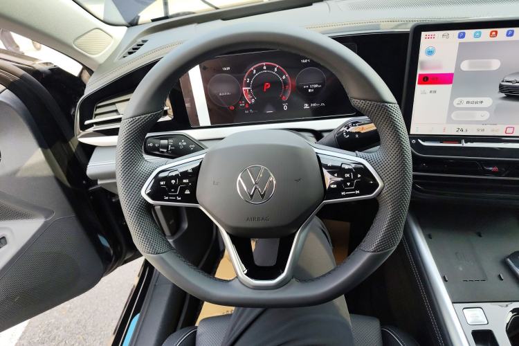 Used Volkswagen Passat 2026 Model, Pro 380TSI Xingkong Longyao Edition
