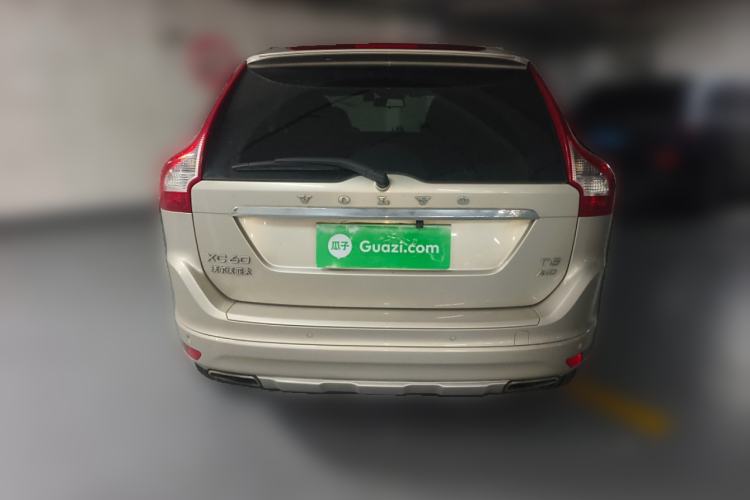 Used Volvo XC60 2017 T5 AWD Smart Upgrade Edition
