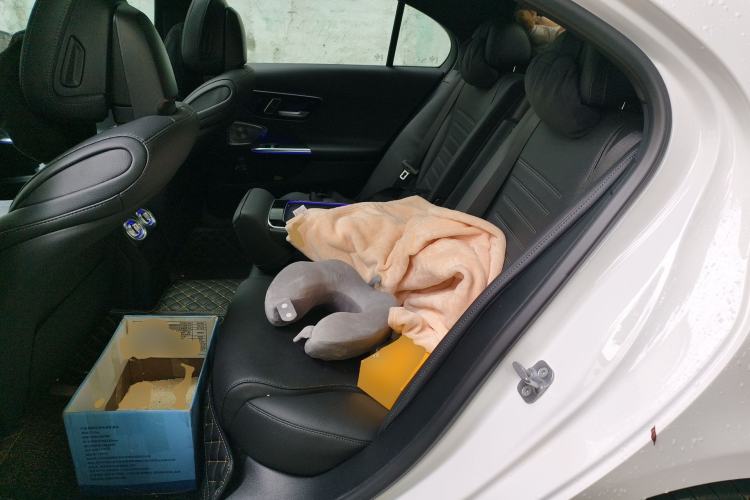 Used Mercedes-Benz C-Class 2024 Second Facelift C 260 L Starry Night Sport Edition Left Rear Seat