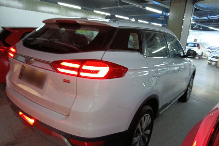 Used Geely Auto Emgrand X7 Sport 2016 1.8TD Automatic ZhiZun Version
