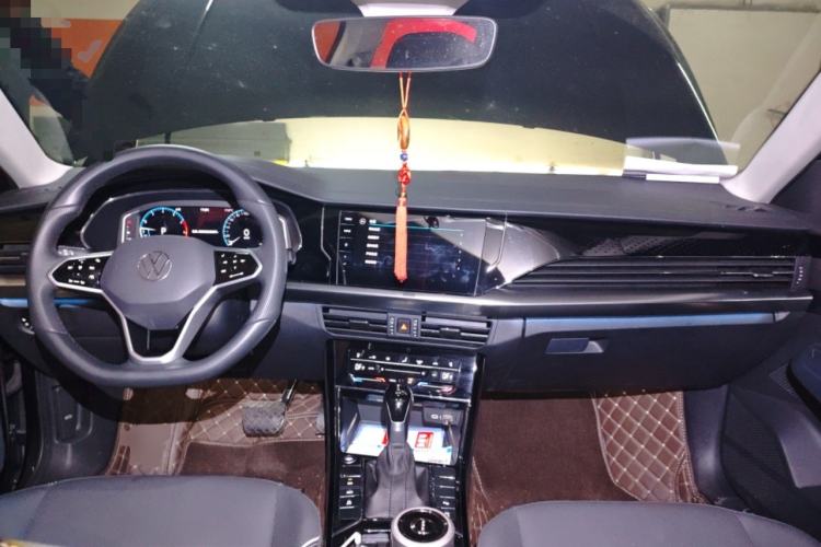 Used Volkswagen Passat 2024 380TSI Dragon Glory Edition Center Console