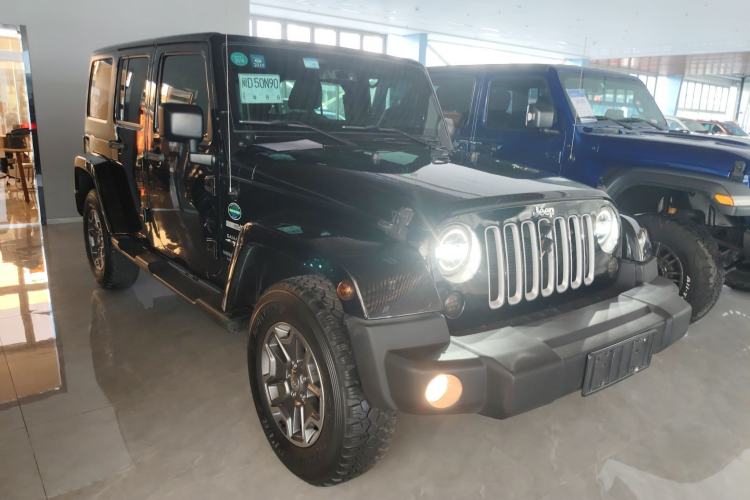 Used Jeep Wrangler 2017 3.0L Sahara Four-Door Comfort Edition
