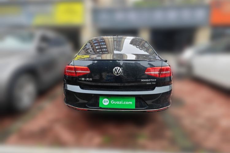 Used Volkswagen Magotan 2018 280TSI DSG Leading Model Rear