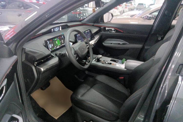 Used CHANGAN OSHAN Z6 New Energy 2023 ZhiDian iDD 150KM Flagship PLUS
