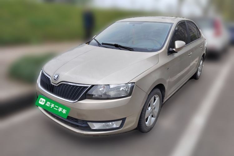 Used Skoda Rapid 2013 1.6L Automatic Smart Selection Model
