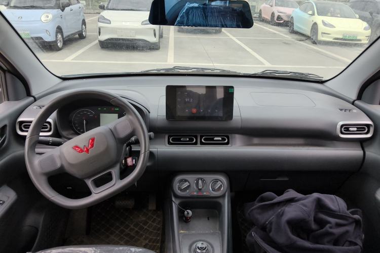 Used Wuling Hongguang New Energy 2024 All-Electric Model 300KM Standard Version
