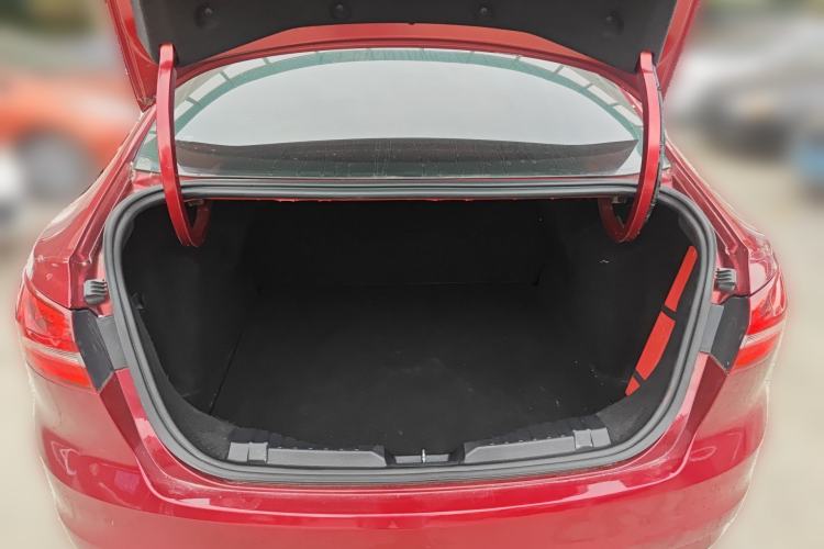 Used Ford Escort 2015 1.5L Automatic Fashion Model
