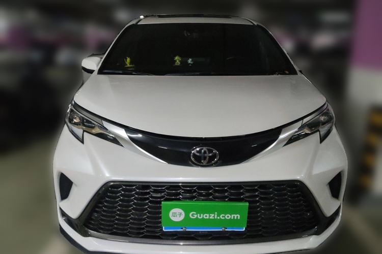 Used Toyota Granvia 2024 2.5L Hybrid Prestige PLUS Four-Wheel Drive Version
