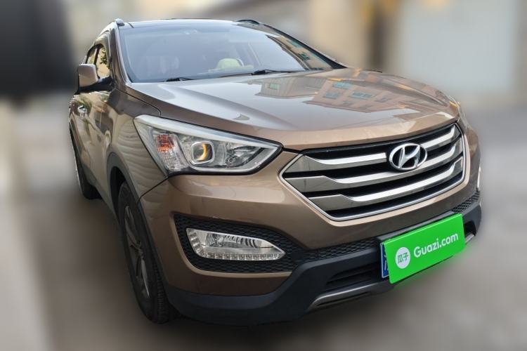 Used Hyundai Santa Fe 2015 2.0T Automatic Two-Wheel Drive Smart Version 5 Seats
