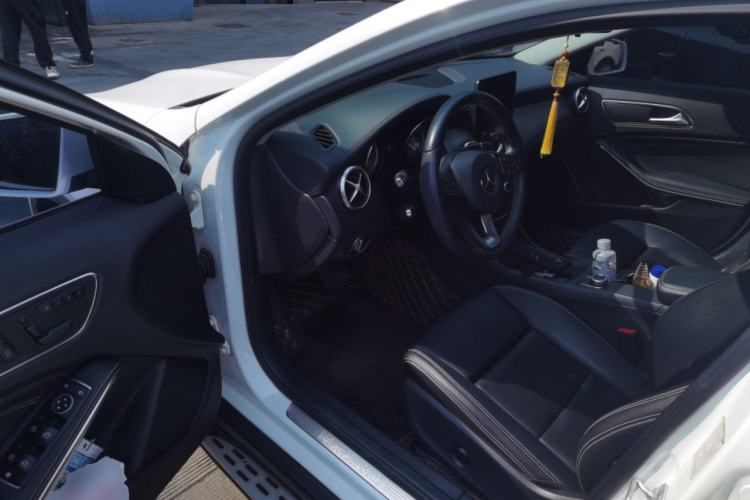 Used Mercedes-Benz GLA 2016 GLA 220 4MATIC Fashion Edition
