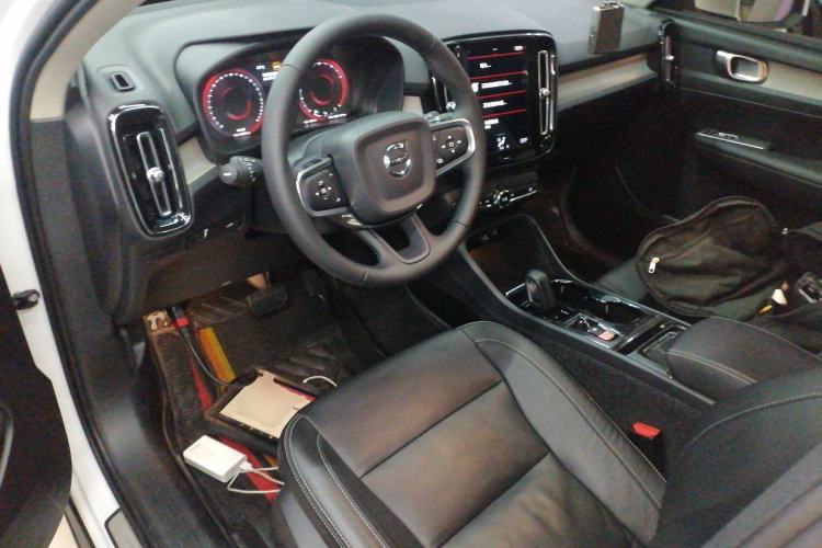 Used Volvo XC40 2021 T3 Zhiyuan Luxury Edition Center Console