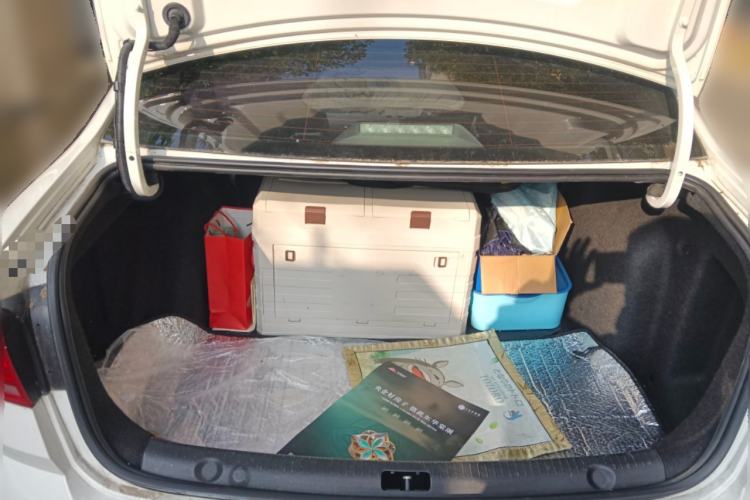 Used Volkswagen Lavida 2015 1.6L Automatic Comfort Edition
