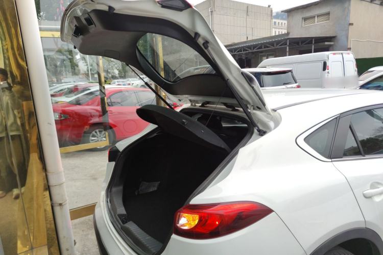 Used Mazda CX-4 2016 2.0L Automatic 2WD Blue Sky Luxury Edition