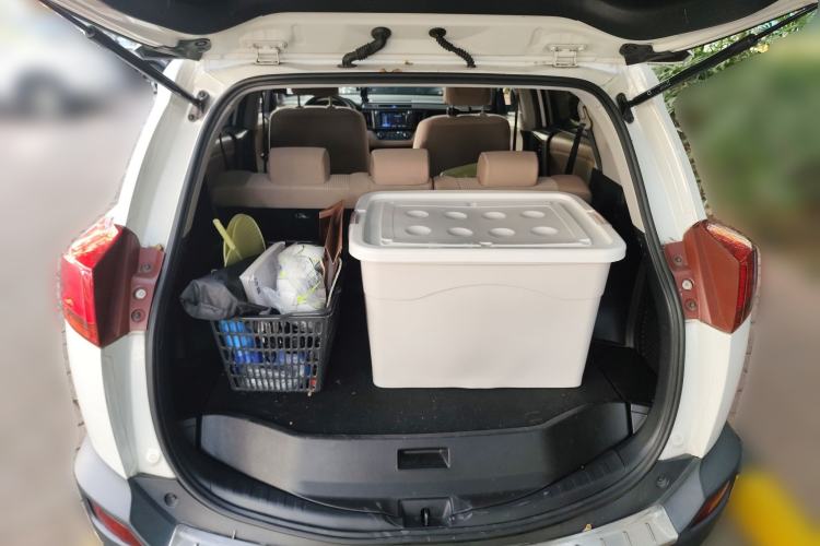 Used Toyota RAV4 2015 2.0L CVT Two-Wheel Drive Fashion Edition