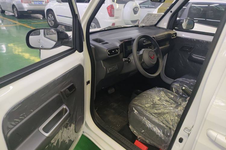 Used Wuling Zhiguang New Energy 2025 Comfort Model