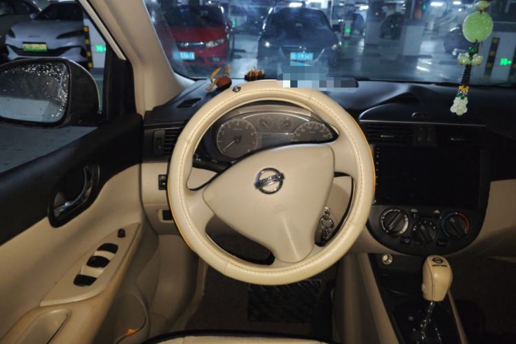 Used Nissan Tiida 2011 1.6L CVT Comfort Model
