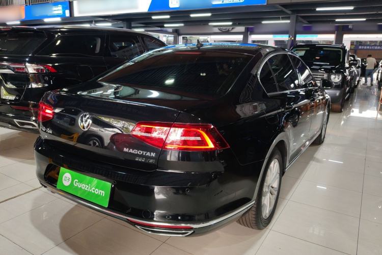 Used Volkswagen Magotan 2019 330TSI DSG Luxury Version China VI Standard Rear Right 45 Deg