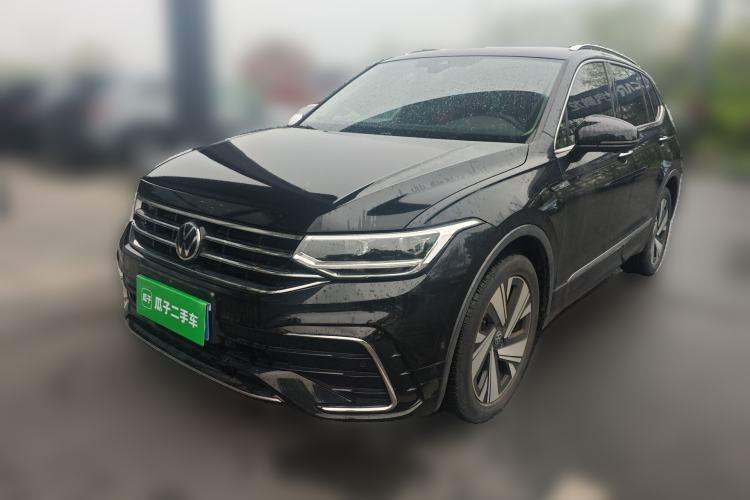 Used Volkswagen Tiguan L 2023 Restyled 330TSI Automatic Two-Wheel Drive R-Line Enhanced Comfort Version