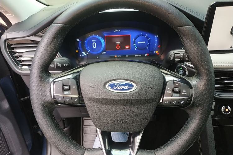 Used Ford Escape 2020 EcoBoost 245 Four-Wheel Drive Luxury Edition Steering Wheel
