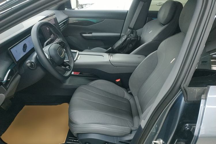 Used Lynk & Co 07 2024 EM-P 126 Long-Range Ultra
