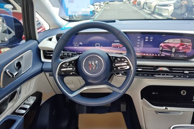 Used Buick Century 2023 2.0T Six-Seater Yinshi Edition
