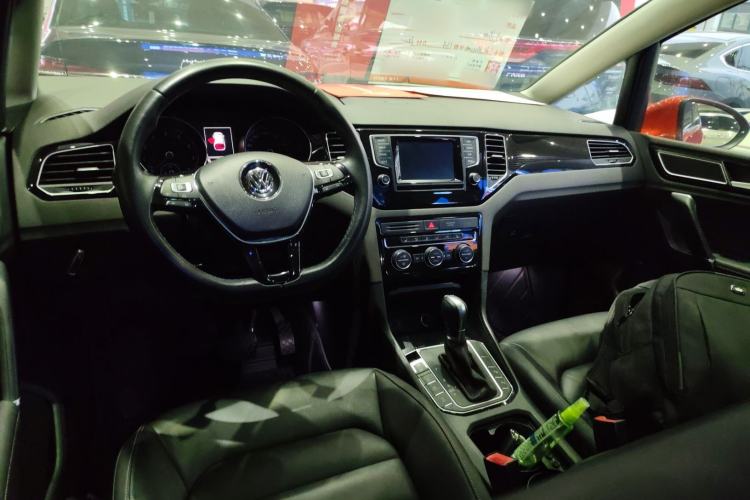 Used Volkswagen Golf 2015 1.4TSI Sportsvan