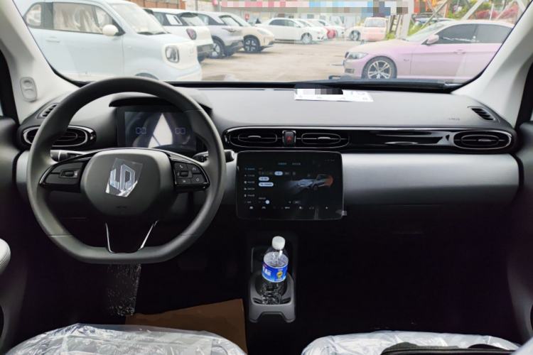 Used Leapmotor T03 2025 310 Comfort Edition Center Console