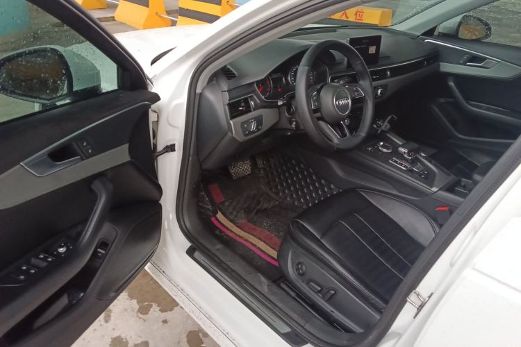 Used Audi A4L 2018 30th Anniversary Edition 40 TFSI Trendy Model Driver Seat