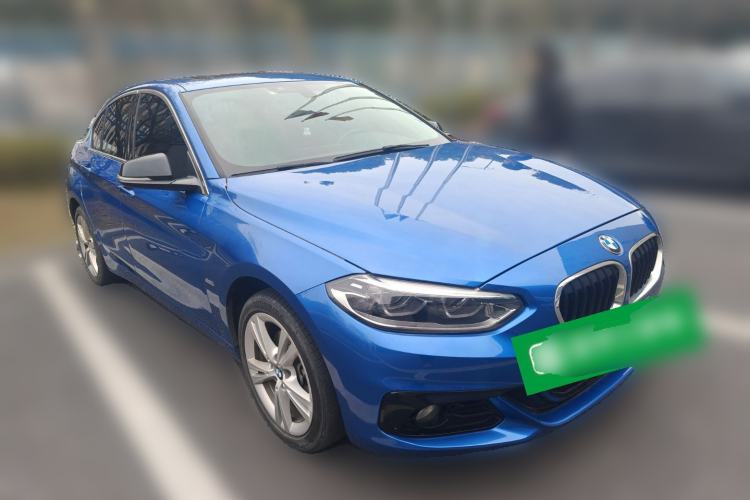 Used BMW 1 Series 2017 118i Design Package Model Front Right 45 Deg