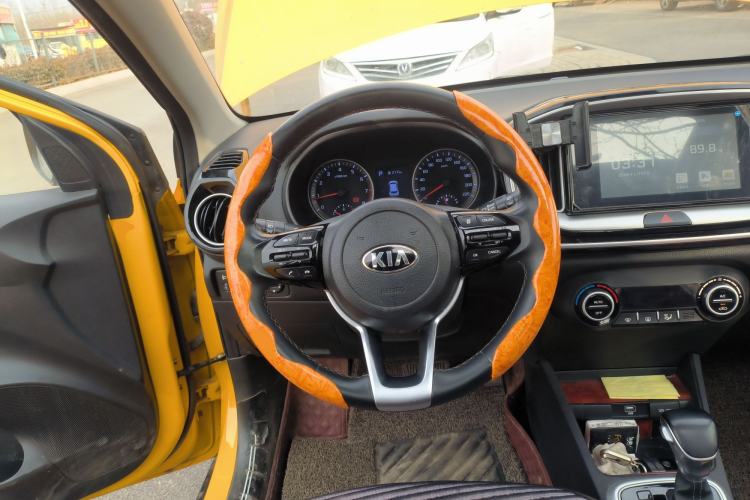 Used Kia kx1 Stonic 2021 1.4L CVT Fun & Sunroof Model