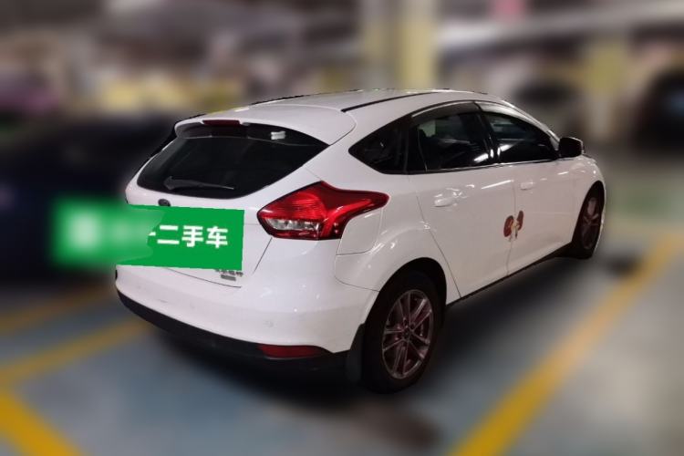 Used Ford Focus 2015 Hatchback EcoBoost 125 Automatic Supreme Style Edition
