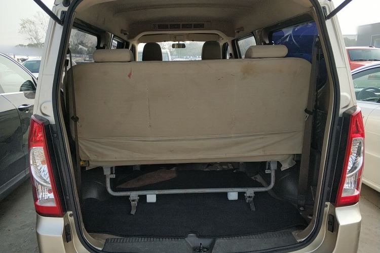 Used Wuling Rongguang S 2021 1.2L Base Model 7-Seater LSI