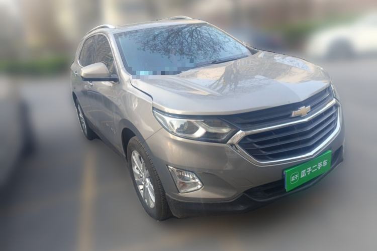 Used Chevrolet Equinox 2018 550T Automatic All-Wheel-Drive Explorer Edition Front Right 45 Deg