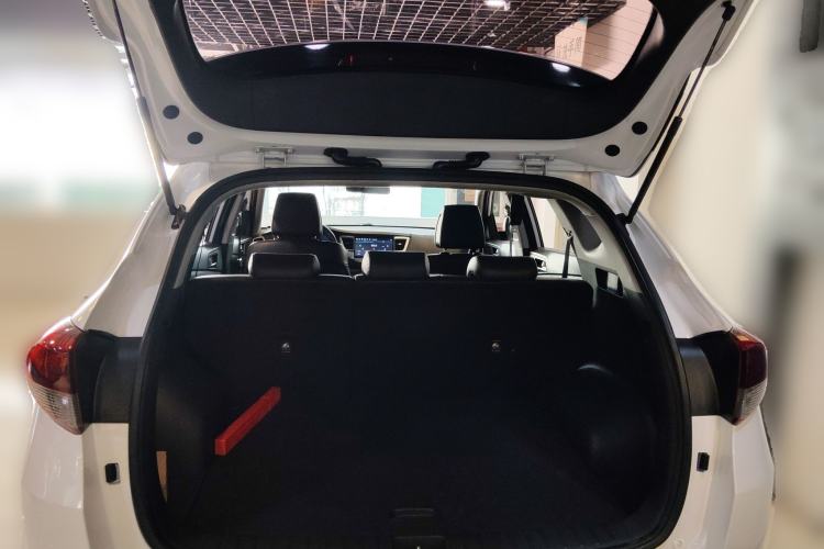 Used Hyundai Tucson 2015 1.6T Dual-Clutch Two-Wheel-Drive Smart Model Trunk