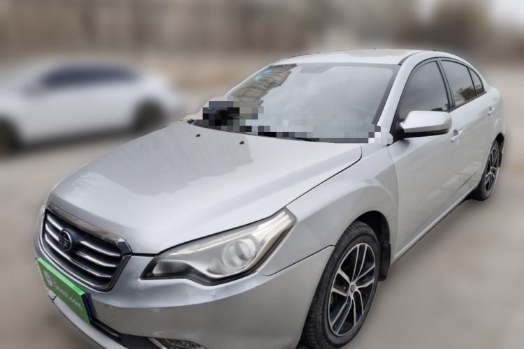 Used Bestune B50 2013 1.6L manual Comfort trim level