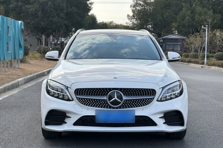 Used Mercedes-Benz C-Class 2019 C 260 Estate Exterior 7