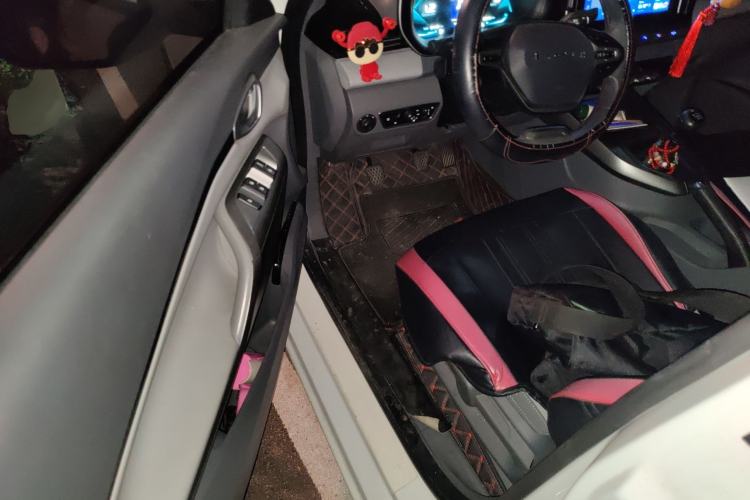 Used Baojun RC-5 2020 1.5L Manual Zhiyao Elite Edition Interior 3