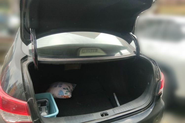 Used Nissan Sylphy 2009 1.6XE Automatic Comfort Edition Trunk