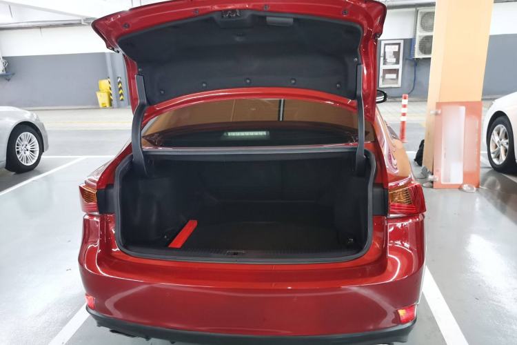 Used Lexus IS 2017 300 Leading Edition