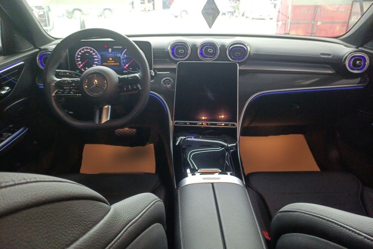 Used Mercedes-Benz C-Class 2024 Restyled C-Class 260 L Sport Edition Center Console