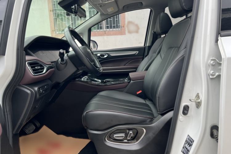 Used GAC Trumpchi M6 2023 PRO 270T DCT Luxury Edition