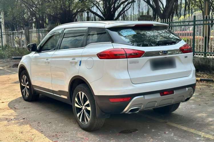 Used Geely Auto Emgrand X7 Sport 2016 1.8TD Automatic ZhiShang Model