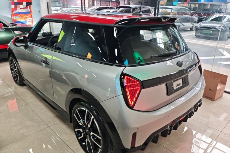 Used MINI JCW 2025 JOHN COOPER WORKS
