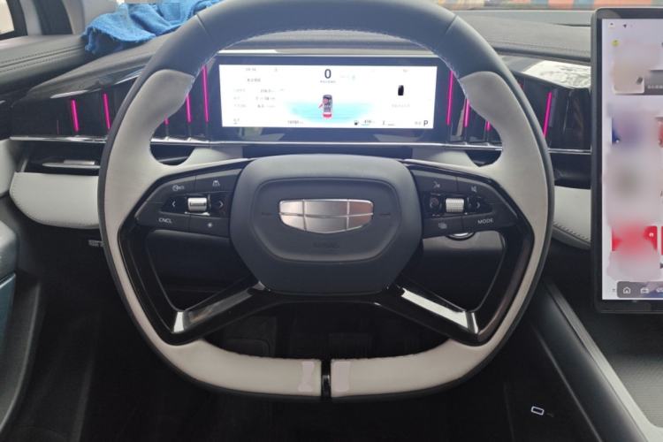 Used Geely Auto FX11 2024 1.5TD DCT Prestige Edition
