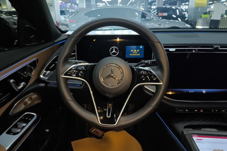 Used Mercedes-Benz E-Class 2025 Refresh E 300 Fashion Edition Sport Version
